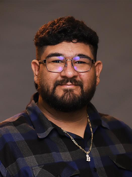 Portrait of Edwin Valenzuela